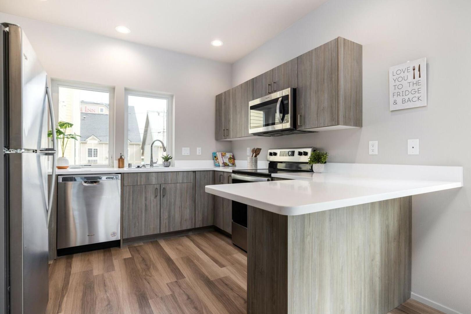 Brand New Fully Updated Condo 918 In Anacortes Exteriör bild