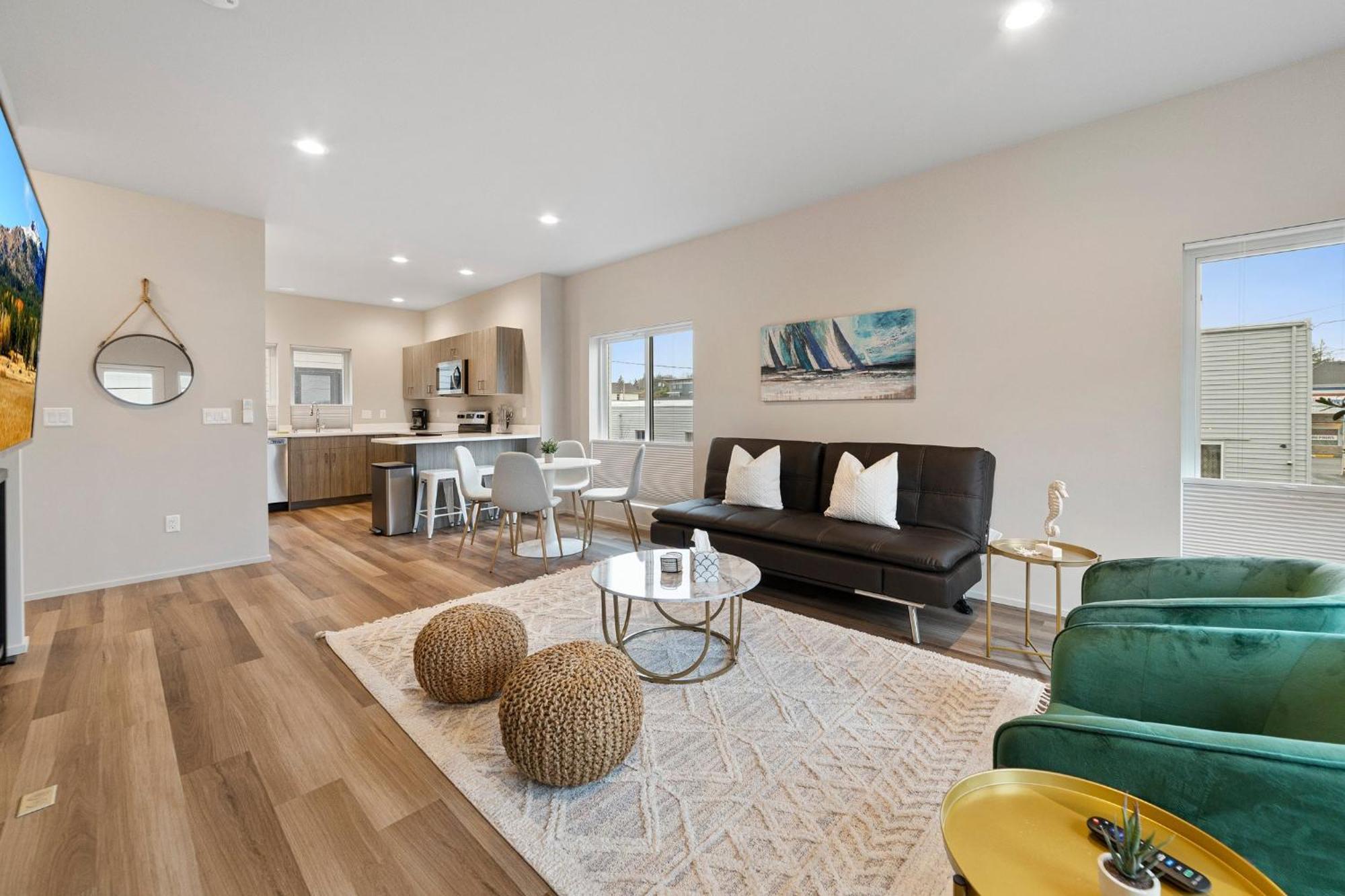 Brand New Fully Updated Condo 918 In Anacortes Exteriör bild