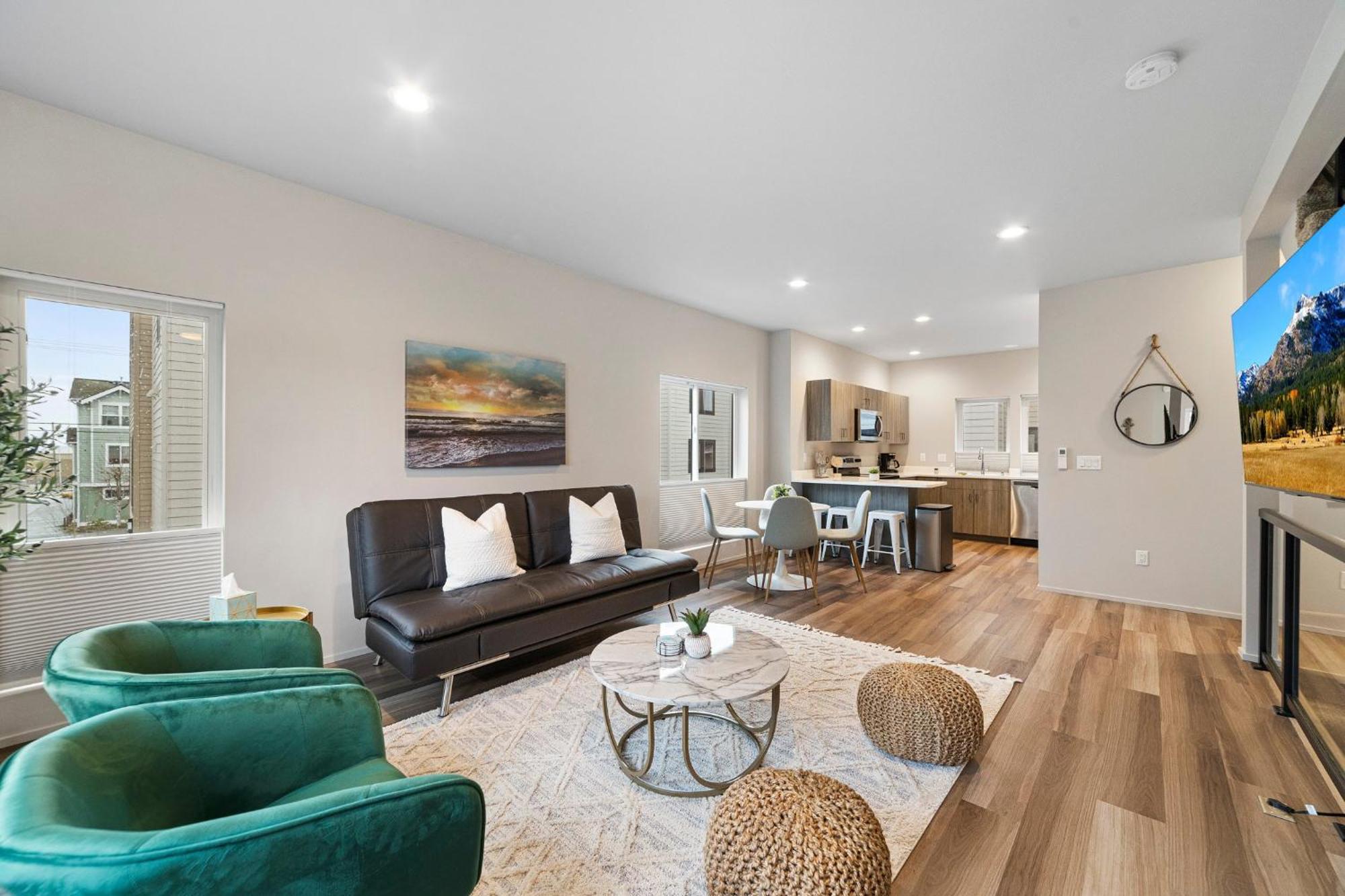 Brand New Fully Updated Condo 918 In Anacortes Exteriör bild
