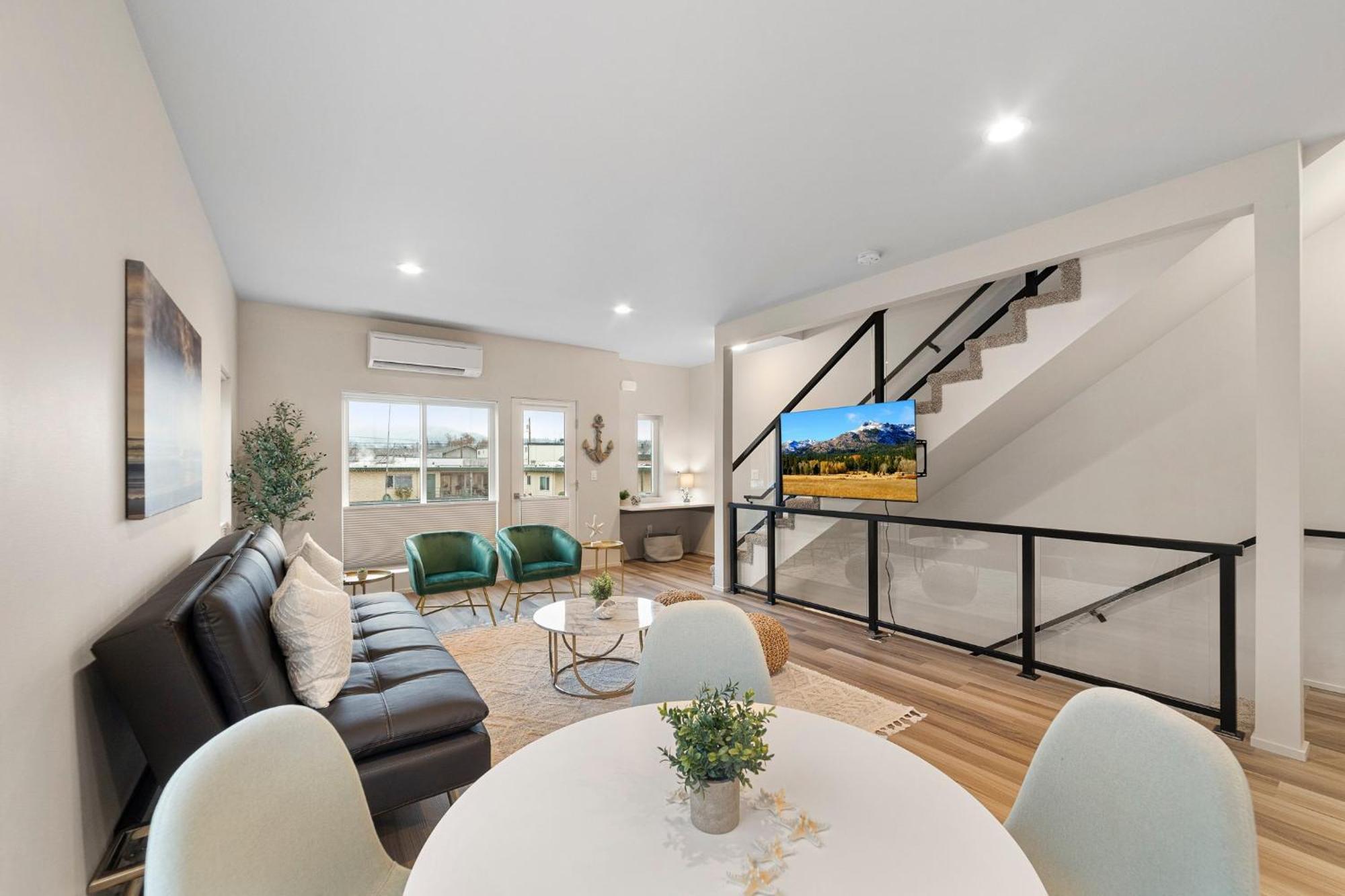 Brand New Fully Updated Condo 918 In Anacortes Exteriör bild